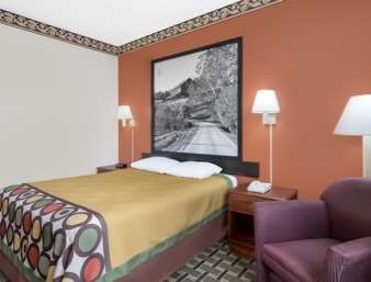Super 8 By Wyndham Hotel 2*