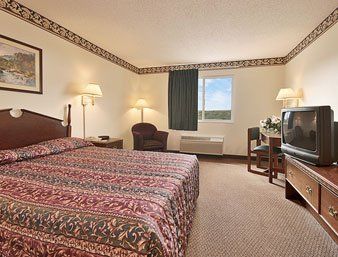 Super 8 By Wyndham Athens